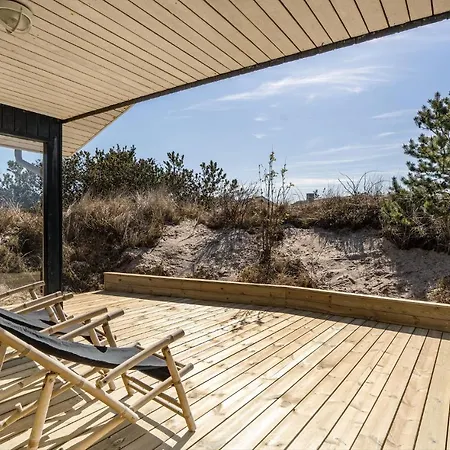 3 Bedroom Cozy In *