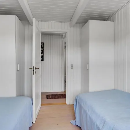 3 Bedroom Cozy In 別荘 *